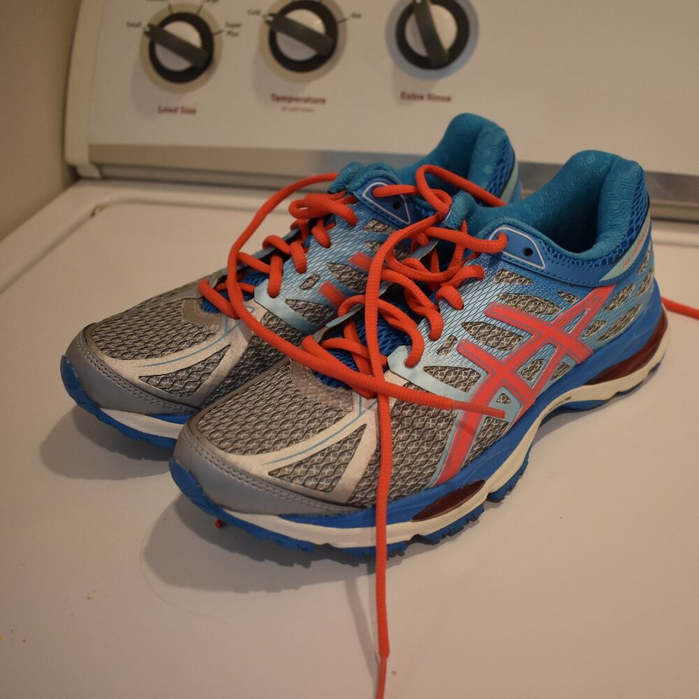 Asics Gel Cumulus 17 Running Shoe Size 6.5